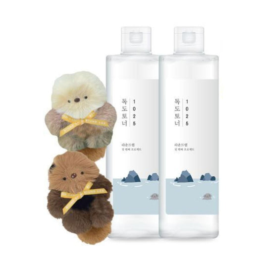 ROUND LAB 1025 Dokdo Toner 300mL 1+1 🎁 (+حلقة مفاتيح الدمية)