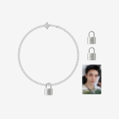 Stray Kids <dominATE : celebrATE> Merch (NECKLACE by Hyunjin)