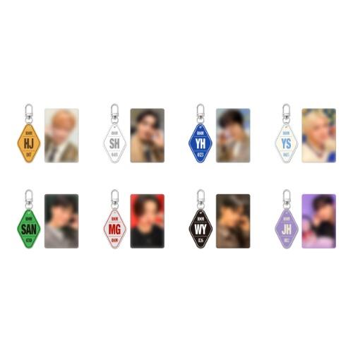 ATEEZ - [POP-UP 8ROOM OFFICIAL MERCH] 8ROOM KEYRING