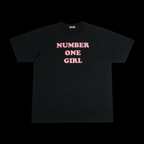 ROSÉ (BLACKPINK) - OFFICIAL MD [ROSIE] NUMBER ONE GIRL T-SHIRT (BLACK Ver.)